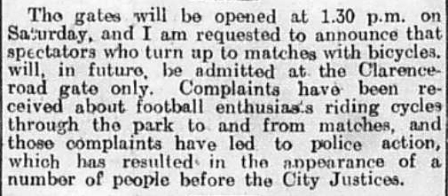 1922 01 10 Chat 2 bicycles