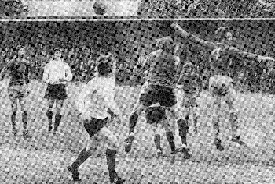 7 SAC 2 1 BW 20 05 1972 Burgess