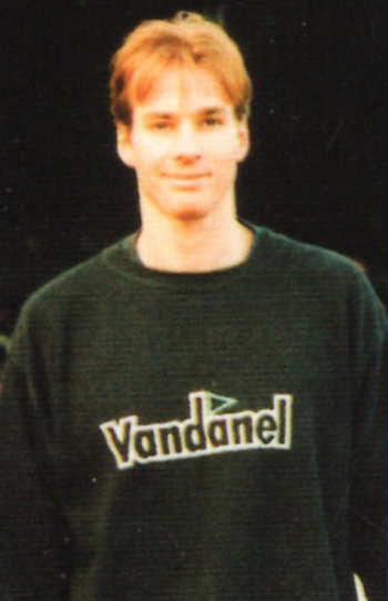 Ashley Vickers headshot