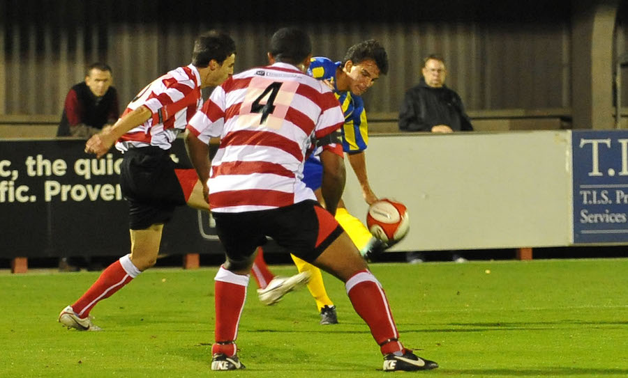 Gomez scores at Kingsmeadow copy
