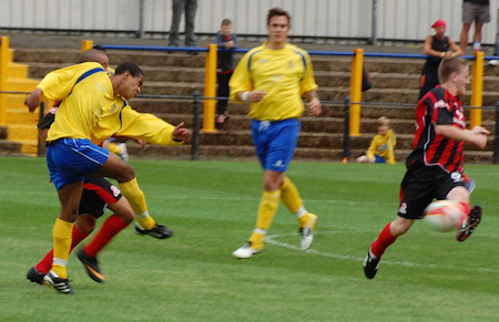 Solomon Shields adds the second goal against Cirencester